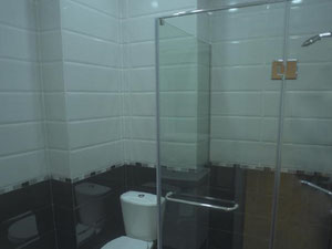 2 Schlafzimmer Wohnung in Saburtalo. Wohnung ohne Vermittler in Tiflis — Immobilien-Suchservice von Bauträgern und Eigentümern GEOLN.COM. Foto 7