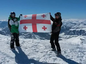 乔治亚州古道里的设计师翻新公寓 — 来自开发商和业主的房地产搜索引擎 GEOLN.COM. 照片 6