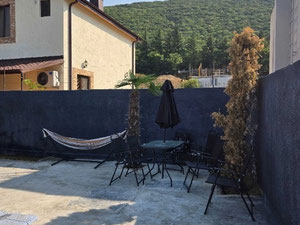 Продається новий котедж з басейном у Сабуртало, озеро Лісі — Пошуковик нерухомості від забудовників і власників GEOLN.COM. Фото 4