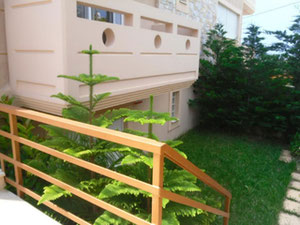 სახლი ზღვის პირას საბერძნეთში, ლაგონისში — უძრავი ქონების ყიდვა და მფლო ბელებისგან GEOLN.COM. ფოტო 5