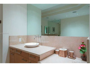 Апартаменты в США, Флорида, Белл-Харбор — Пошуковик нерухомості від забудовників і власників GEOLN.COM. Фото 13