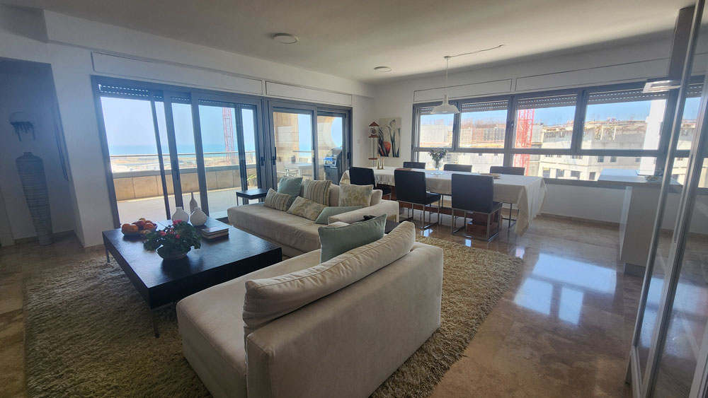 Квартира з видом на море — Пошуковик нерухомості від забудовників і власників GEOLN.COM. Фото 1