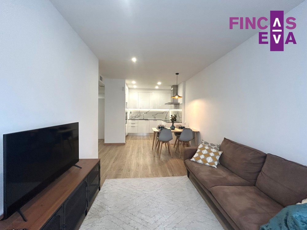 For sale apartment in Barcelona — Find off-plan property or real estate resale directly from developers and owners GEOLN.COM. Photo 1