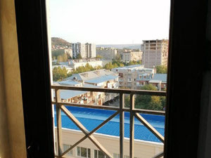 דירת 4 חדרים בסאנזונה. דירה ללא מתווך בטביליסי — חיפוש נדל"ן מפרטי ומקבלן GEOLN.COM. תמונה 7