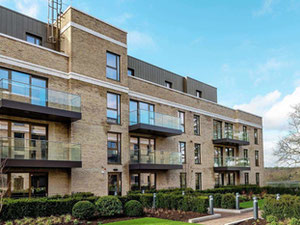 Real estate in Trent Park — look at the real estate search engine GEOLN.COM. Photo 2