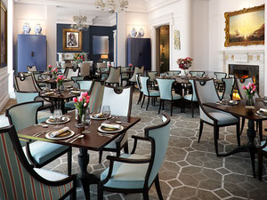 Real estate in Audley Sunningdale Park — look at the real estate search engine GEOLN.COM. Photo 14