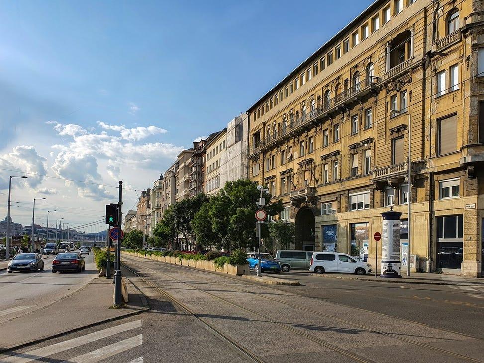 匈牙利。布达佩斯。美丽的公寓100平方米 — 来自开发商和业主的房地产搜索引擎 GEOLN.COM. 照片 1