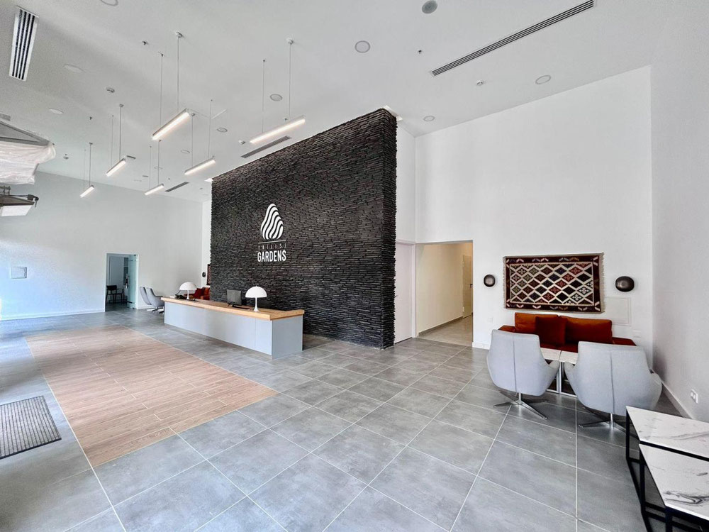 يتم بيع شقة في سابورتالو — ابحث عن عقار قيد الإنشاء أو عقار معاد بيعه مباشرة من المطورين والملاك GEOLN.COM. صورة فوتوغرافية 1