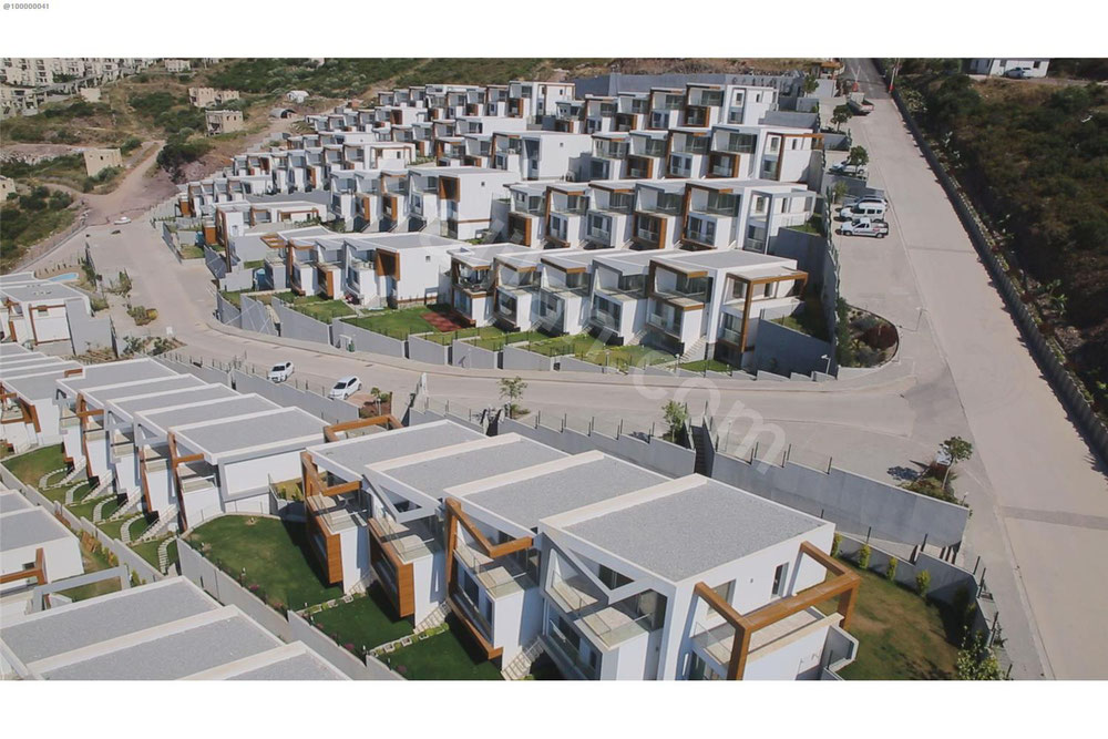 içindeki mülkiyet Solemar Adabükü — emlak arama motoru GEOLN.COM'a bakın. Fotoğraf 1