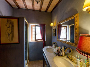 منزل قروي في إيطاليا ، توسكانا ، سان جيميجنانو — ابحث عن عقار قيد الإنشاء أو عقار معاد بيعه مباشرة من المطورين والملاك GEOLN.COM. صورة فوتوغرافية 5