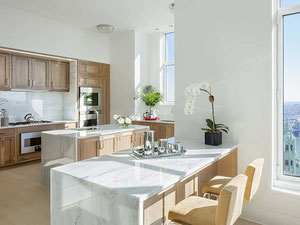 房地产在 Four Seasons Residences, 30 Park Place — look at the real estate search engine GEOLN.COM. 照片 4