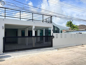 在查龙出售的豪华带游泳池的房子 — 来自开发商和业主的房地产搜索引擎 GEOLN.COM. 照片 18