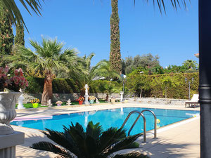 Villa Lux — Encuentre propiedades fuera del plan o reventa de bienes inmuebles directamente de desarrolladores y propietarios GEOLN.COM. Foto 2