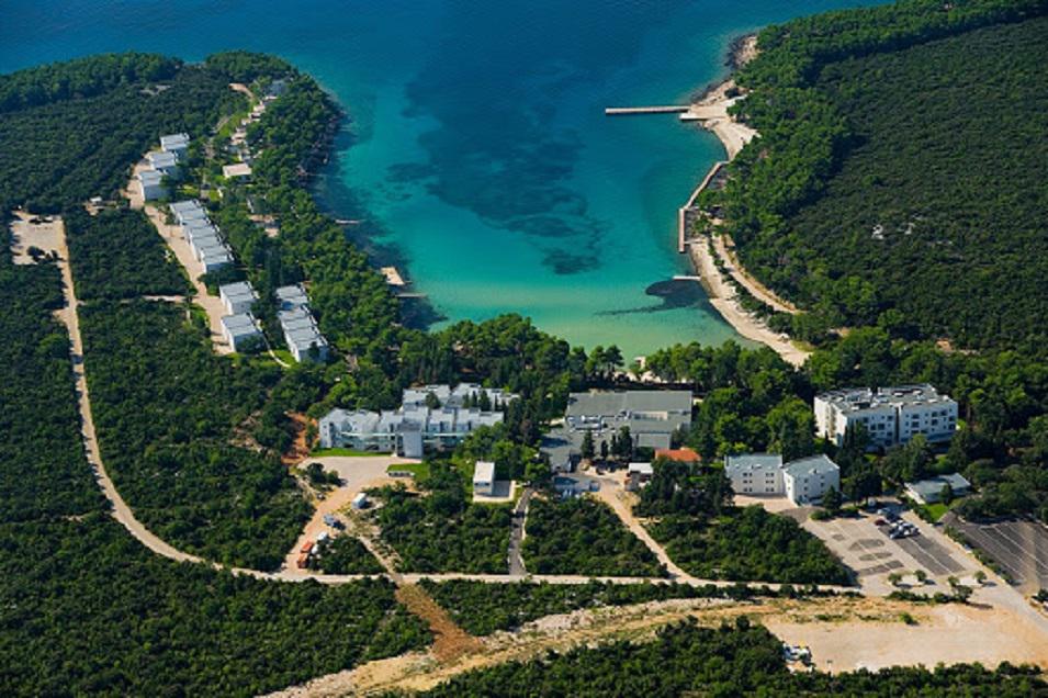 Нерухомість в CRVENA LUKA RESORT — дивіться на пошуковику нерухомості GEOLN.COM. Фото 1