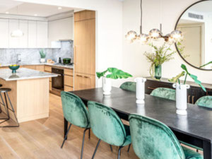 Real estate in 424 West 52nd Street — look at the real estate search engine GEOLN.COM. Photo 4