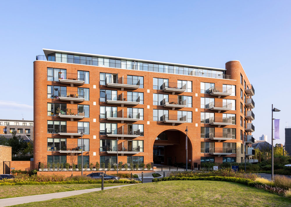 Real estate in Moat — look at the real estate search engine GEOLN.COM. Photo 1