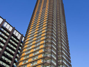 房地产在 Principal Tower — look at the real estate search engine GEOLN.COM. 照片 2