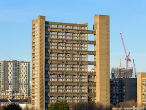 房地产在 Balfron Tower — look at the real estate search engine GEOLN.COM. 照片 2