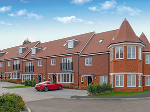 Real estate in Heathlands Surrey — look at the real estate search engine GEOLN.COM. Photo 3