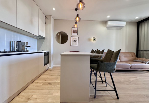 Se vende un elegante y funcional Eurotrío para una vida cómoda