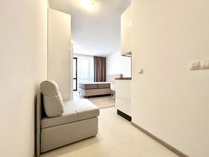 保加利亚。美丽的40平方米公寓，俯瞰阳光海滩的游泳池。 — 来自开发商和业主的房地产搜索引擎 GEOLN.COM. 照片 10