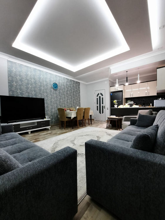 四房公寓出售 — 来自开发商和业主的房地产搜索引擎 GEOLN.COM. 照片 1