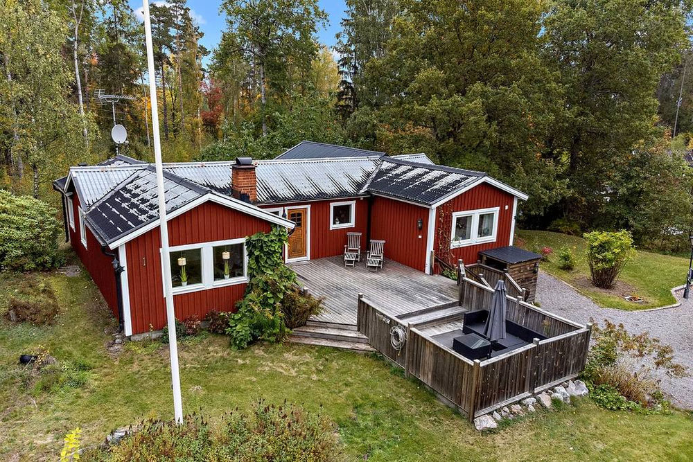 Propiedad en venta en Smultronvagen 1 — mira el buscador inmobiliario GEOLN.COM. Foto 1