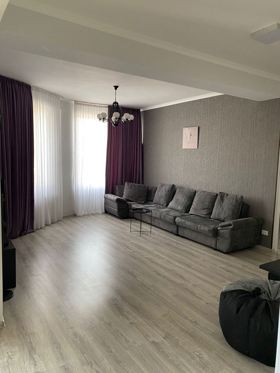 Продається 3-кімнатна квартира. — Пошуковик нерухомості від забудовників і власників GEOLN.COM. Фото 1