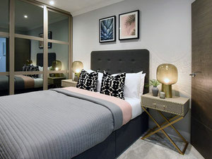 房地产在 Connaught Lodge — look at the real estate search engine GEOLN.COM. 照片 2