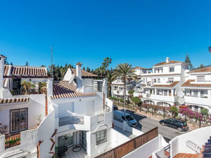 联排别墅 5 卧室 180 平方米，位于西班牙新安达卢西亚 — 来自开发商和业主的房地产搜索引擎 GEOLN.COM. 照片 3