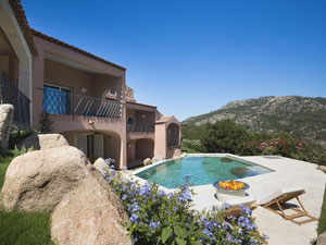 别墅在意大利，撒丁岛，切尔沃港 — 来自开发商和业主的房地产搜索引擎 GEOLN.COM. 照片 11