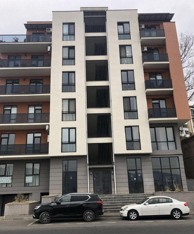 3 room apartment on Lisi Lake. Cheap apartment in Tbilisi, Saburtalo — Find off-plan property or real estate resale directly from developers and owners GEOLN.COM. Photo 1