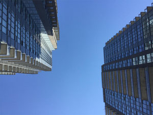 房地产在 Amber Condos — look at the real estate search engine GEOLN.COM. 照片 2