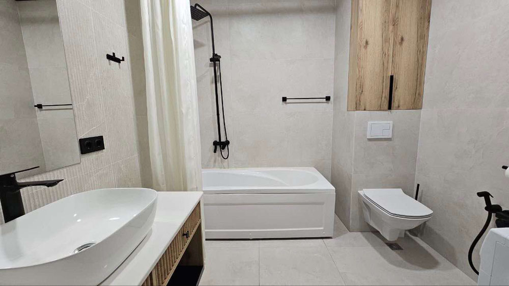 在巴图米出售的公寓 — 来自开发商和业主的房地产搜索引擎 GEOLN.COM. 照片 1