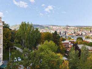 içindeki mülkiyet U Rajske zahrady 2 — emlak arama motoru GEOLN.COM'a bakın. Fotoğraf 2