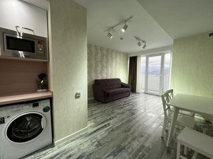 巴统万怡酒店待售三房公寓 — 来自开发商和业主的房地产搜索引擎 GEOLN.COM. 照片 2