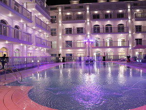 房地产在 Vincitore Palacio — look at the real estate search engine GEOLN.COM. 照片 3