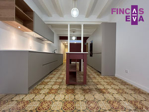 For sale apartment in Barcelona, city center — Find off-plan property or real estate resale directly from developers and owners GEOLN.COM. Photo 2