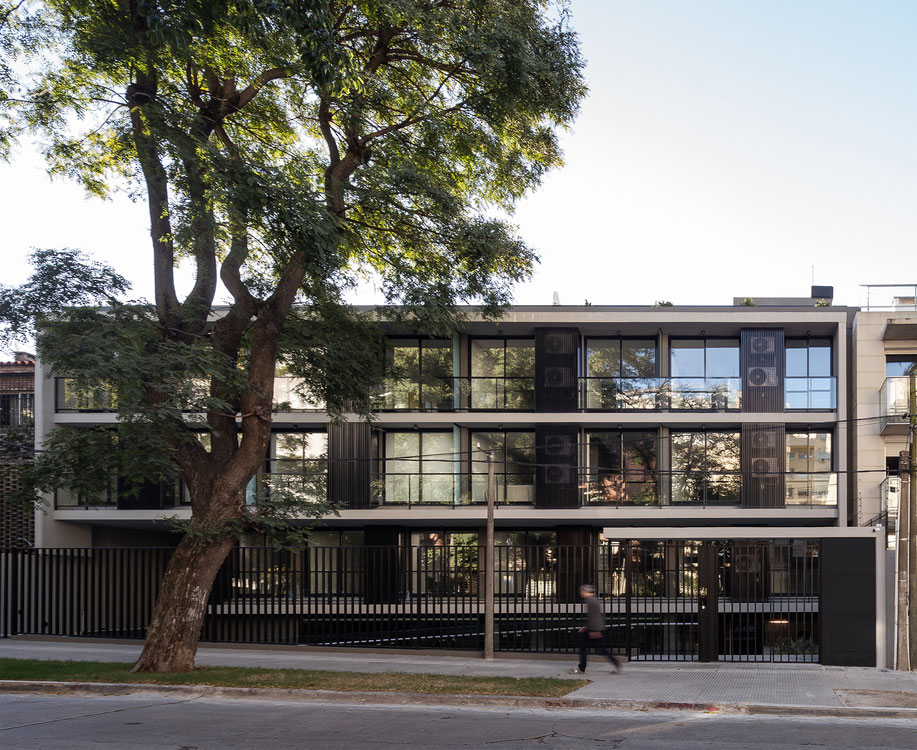 Real estate in More Echevarriarza — look at the real estate search engine GEOLN.COM. Photo 1