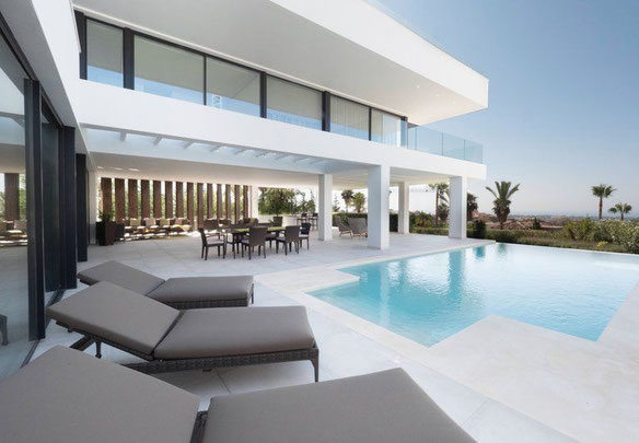 Villa 5 bedrooms 916 m² in La Alqueria, Spain