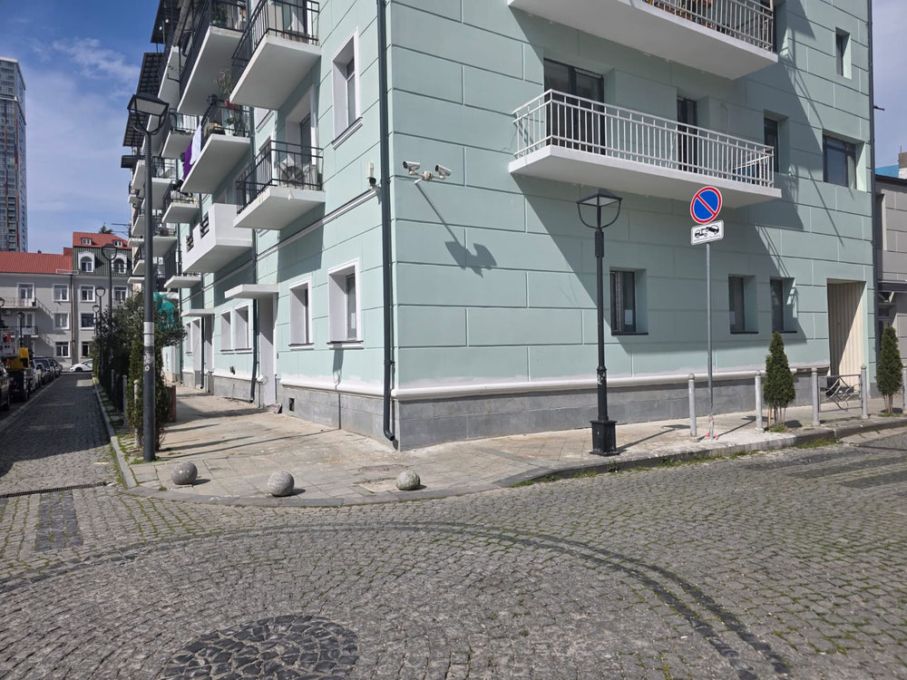 Commercial area — Find off-plan property or real estate resale directly from developers and owners GEOLN.COM. Photo 1