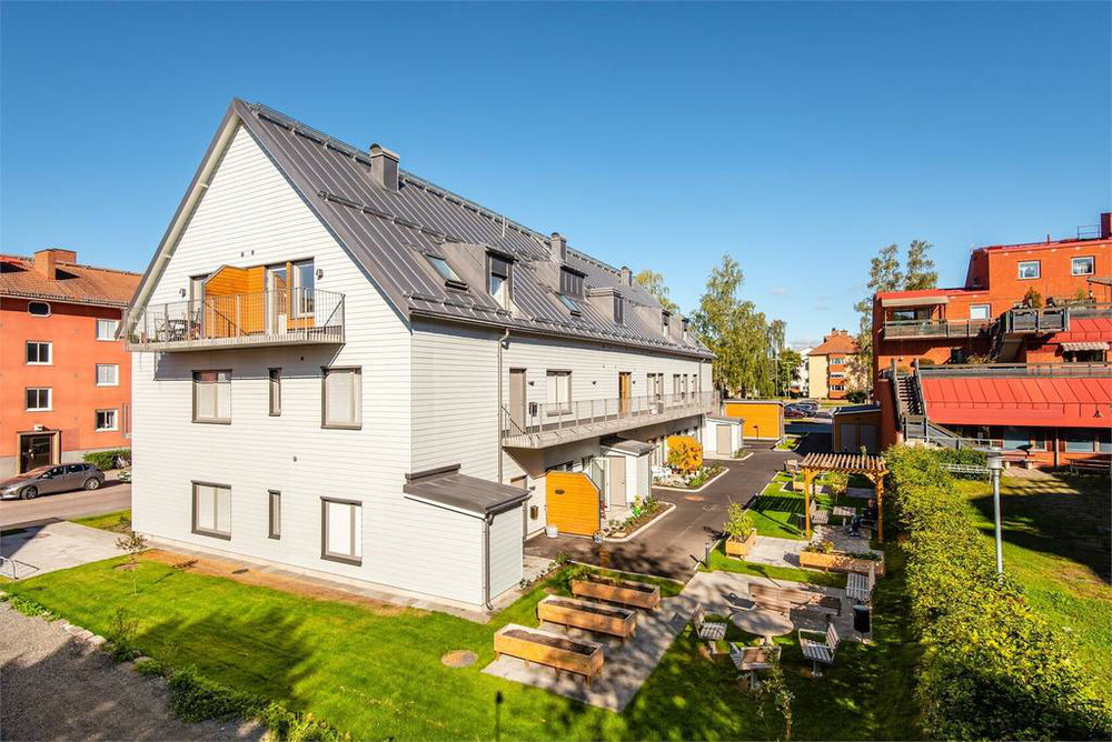 Real estate in Trygghetsboende med Kanalgarden — look at the real estate search engine GEOLN.COM. Photo 1