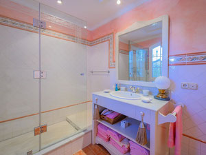 别墅 6 间卧室 693 平方米，位于西班牙马贝拉湾 — 来自开发商和业主的房地产搜索引擎 GEOLN.COM. 照片 23