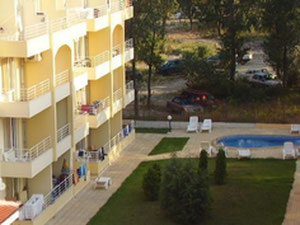 我卖2间房。封闭式建筑群“Bora”中的公寓 — 来自开发商和业主的房地产搜索引擎 GEOLN.COM. 照片 4