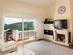 山中的别墅，在西班牙，加泰罗尼亚，锡切斯的海边 — 来自开发商和业主的房地产搜索引擎 GEOLN.COM. 照片 3