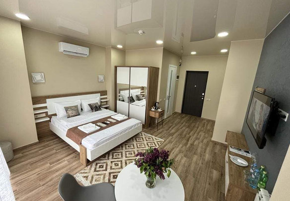 Aparthotel with 13 rooms