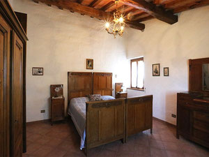 ძვირადღირებული უძრავი ქონება მთაში, გარეუბნებში, ტყეში იტალიაში, ტერნი — უძრავი ქონების ყიდვა და მფლო ბელებისგან GEOLN.COM. ფოტო 11