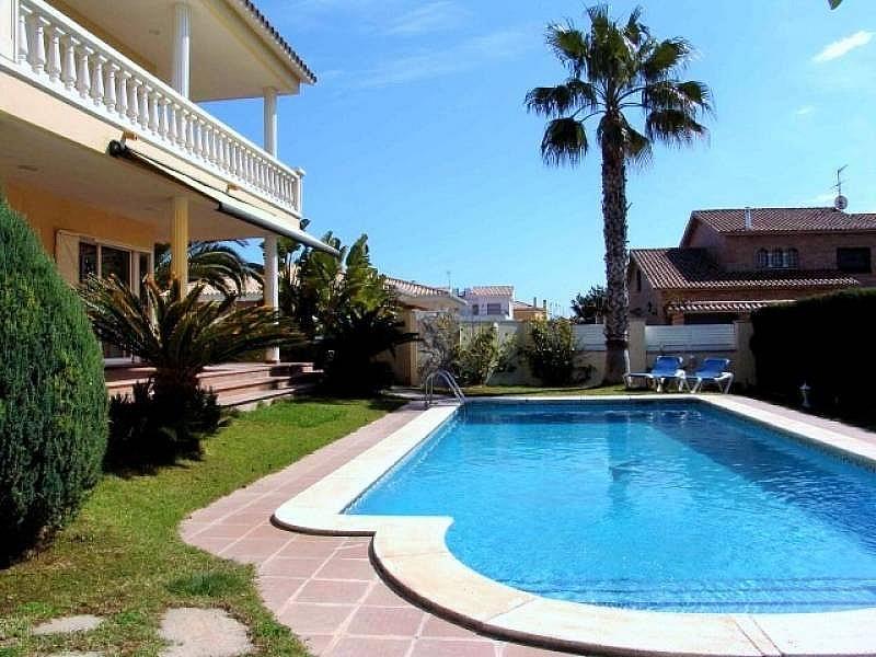 Willa nad morzem w Hiszpanii, Katalonii, Cunit — Wyszukiwarka nieruchomości od deweloperów i właścicieli GEOLN.COM. Zdjęcie 1