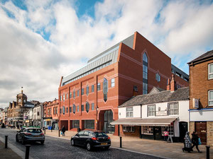 房地产在 Stonecross House — look at the real estate search engine GEOLN.COM. 照片 2