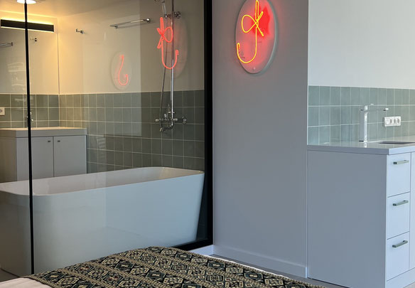 Квартира з прямим видом на море